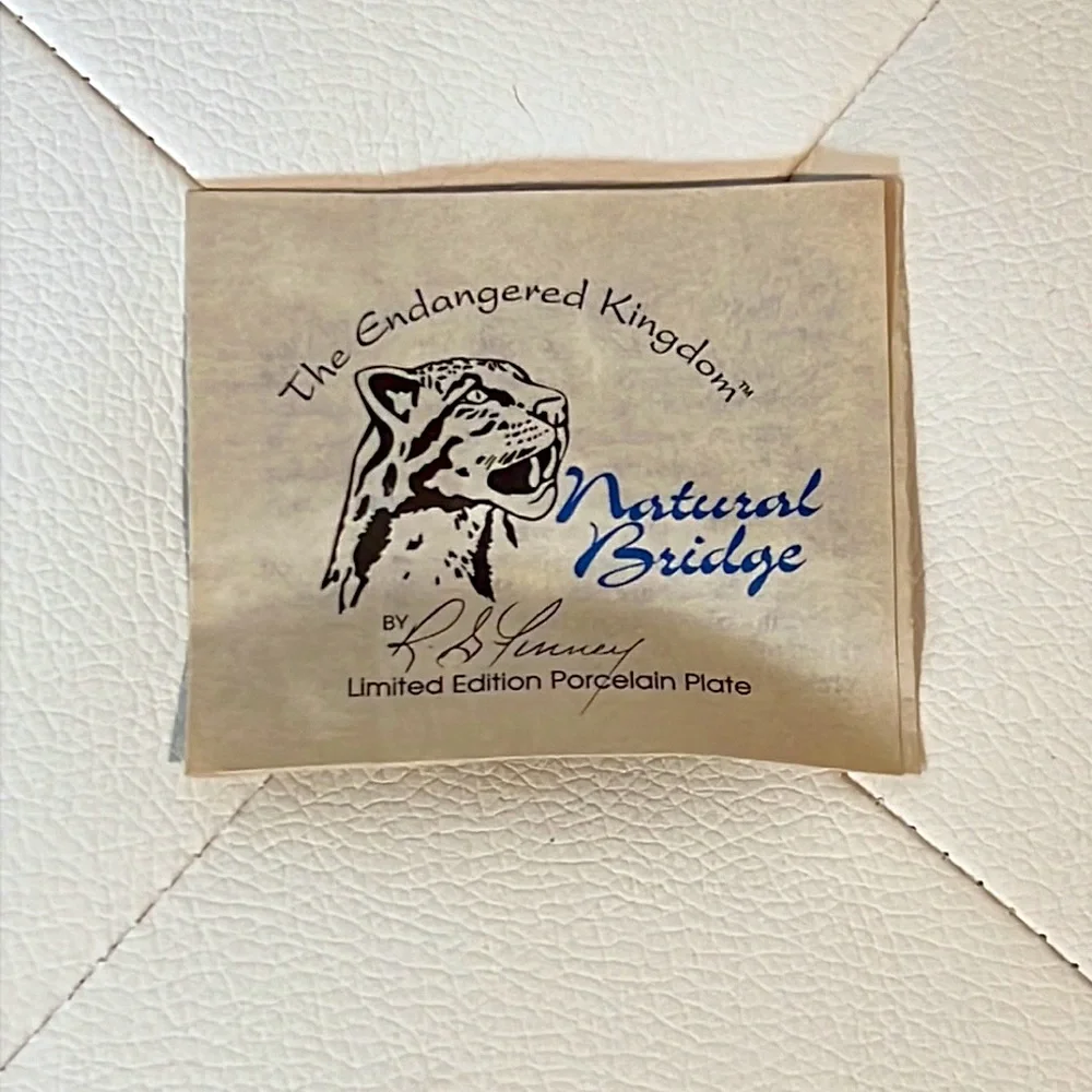FLEETWOOD COLLECTION. The Endangered Kingdom. Natural Bridge. No A 935